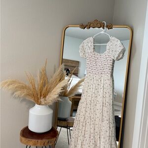 Storia Floral Maxi Dress in white and Pink